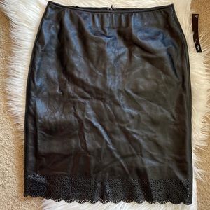 be Leather Scalloped Hem Pencil Skirt